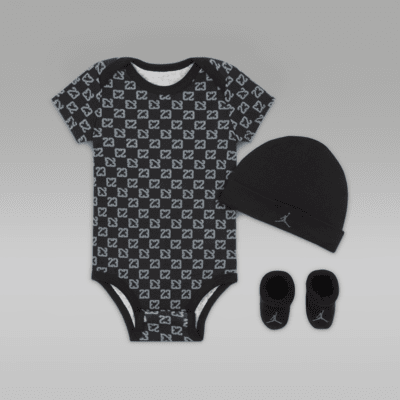 Jordan Monogram Baby 0 9M 3 Piece Boxed Set. Nike SE